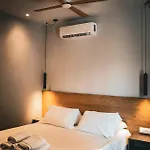 Diamond Light Apartman Nikíti