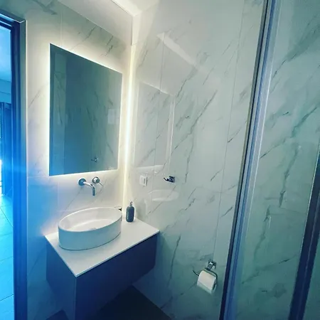 شقة Diamond Light نيكيتي